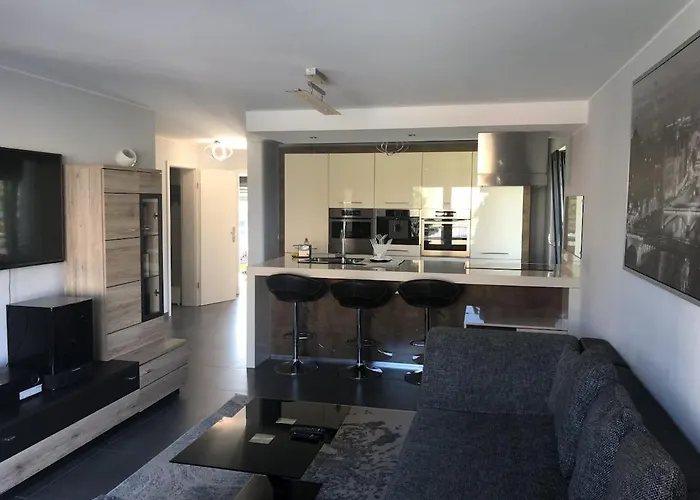 Appartamento Entire In - 2 Bedrooms *